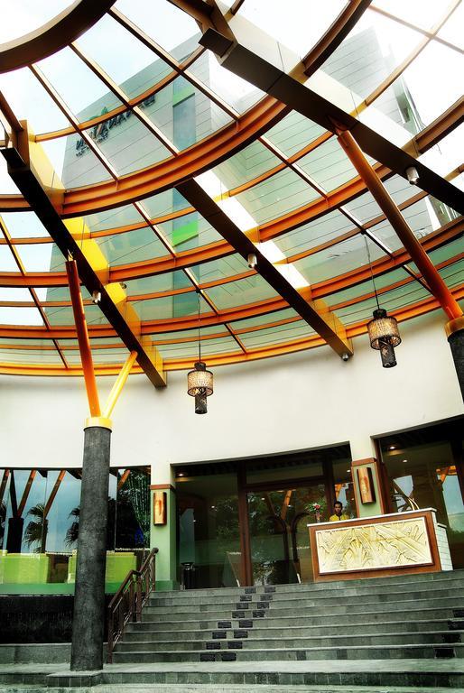 Banana Inn By Kagum Hotels Bandung Exterior photo