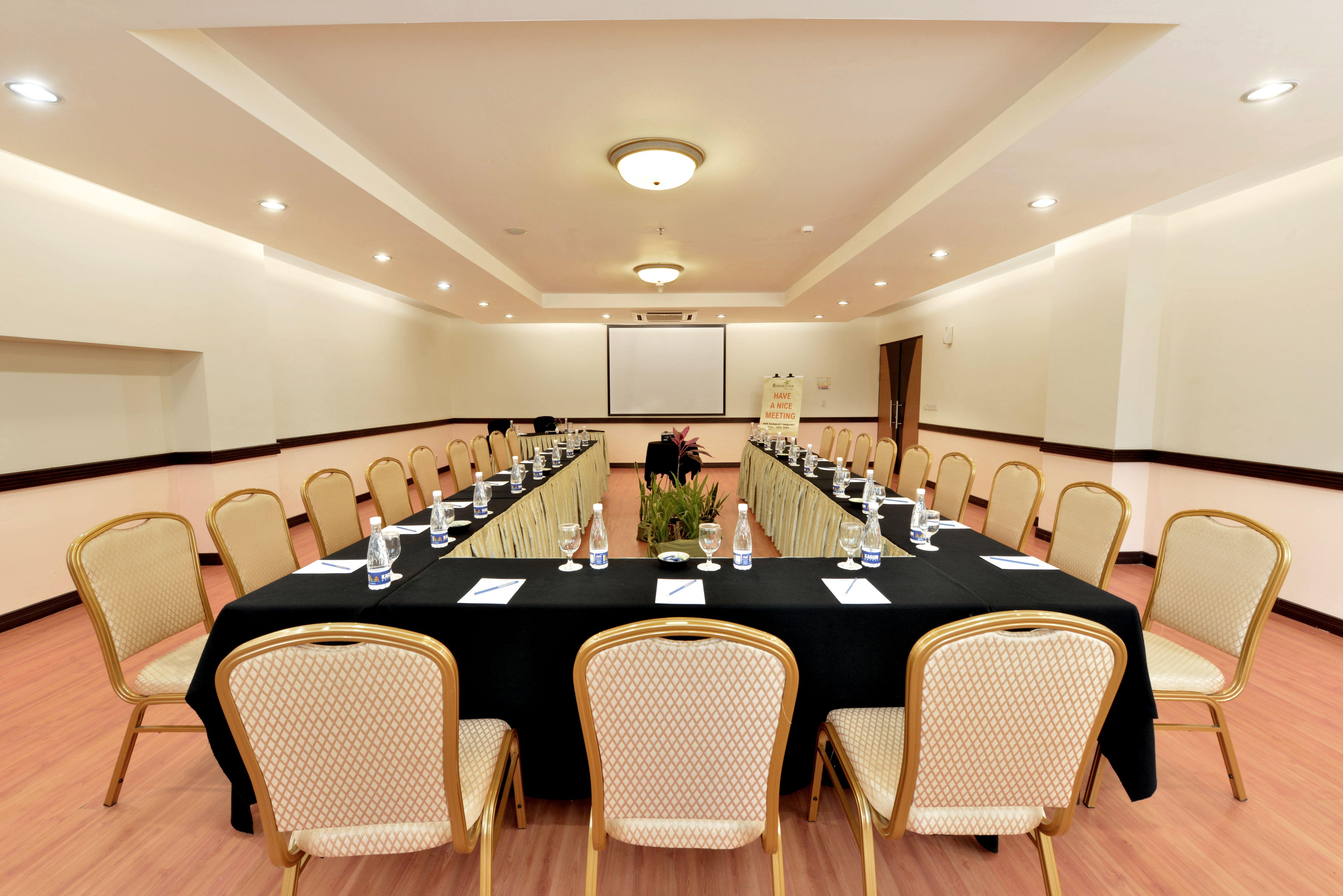 Banana Inn By Kagum Hotels Bandung Exterior photo