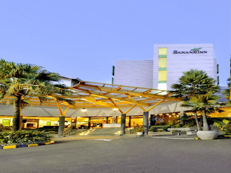 Banana Inn By Kagum Hotels Bandung Exterior photo