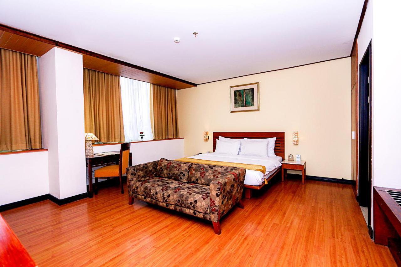 Banana Inn By Kagum Hotels Bandung Exterior photo